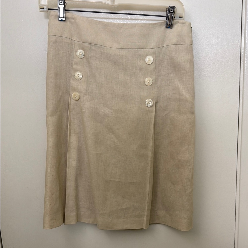 J. McLaughlin Tan Linen Skirt with Flower Buttons Size 4